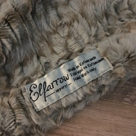 Fantasycore Faux Fur Yellow and Black Long Honeycomb Reversible Neck Warmer - Picture 10 of 15